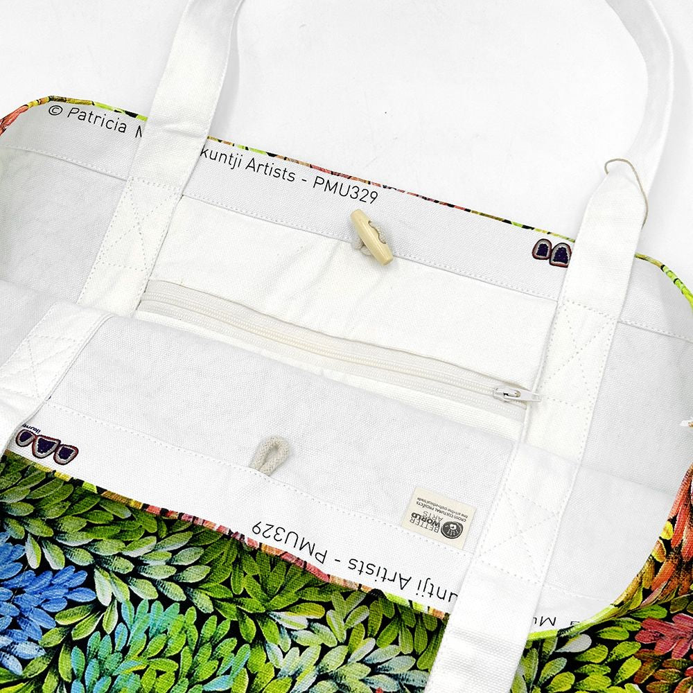 Better World Arts - Big Tote Bag, Patricia Multa