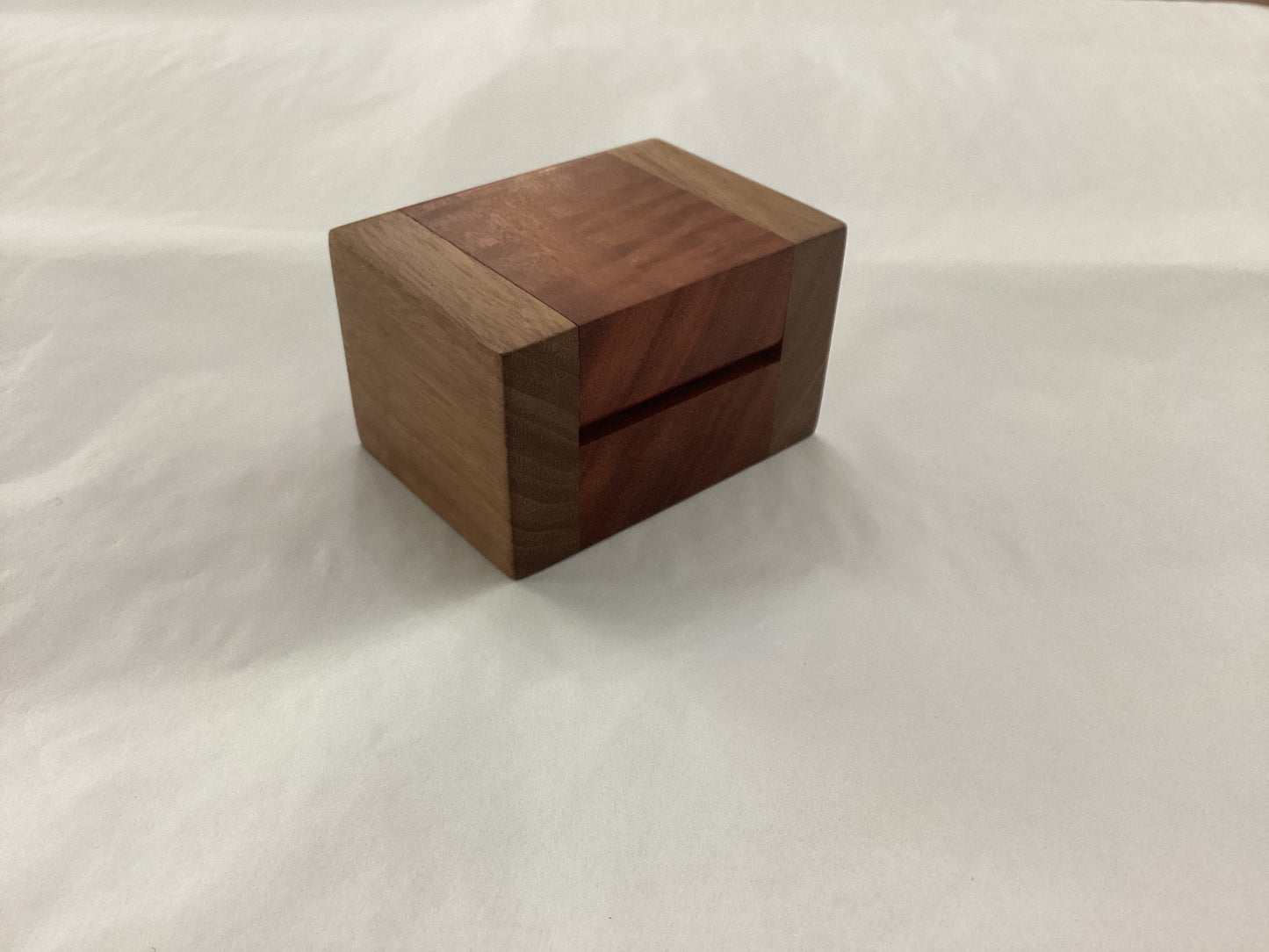 Rob Hutton Trinket Box 056 - Redgum / New Guinea Walnut