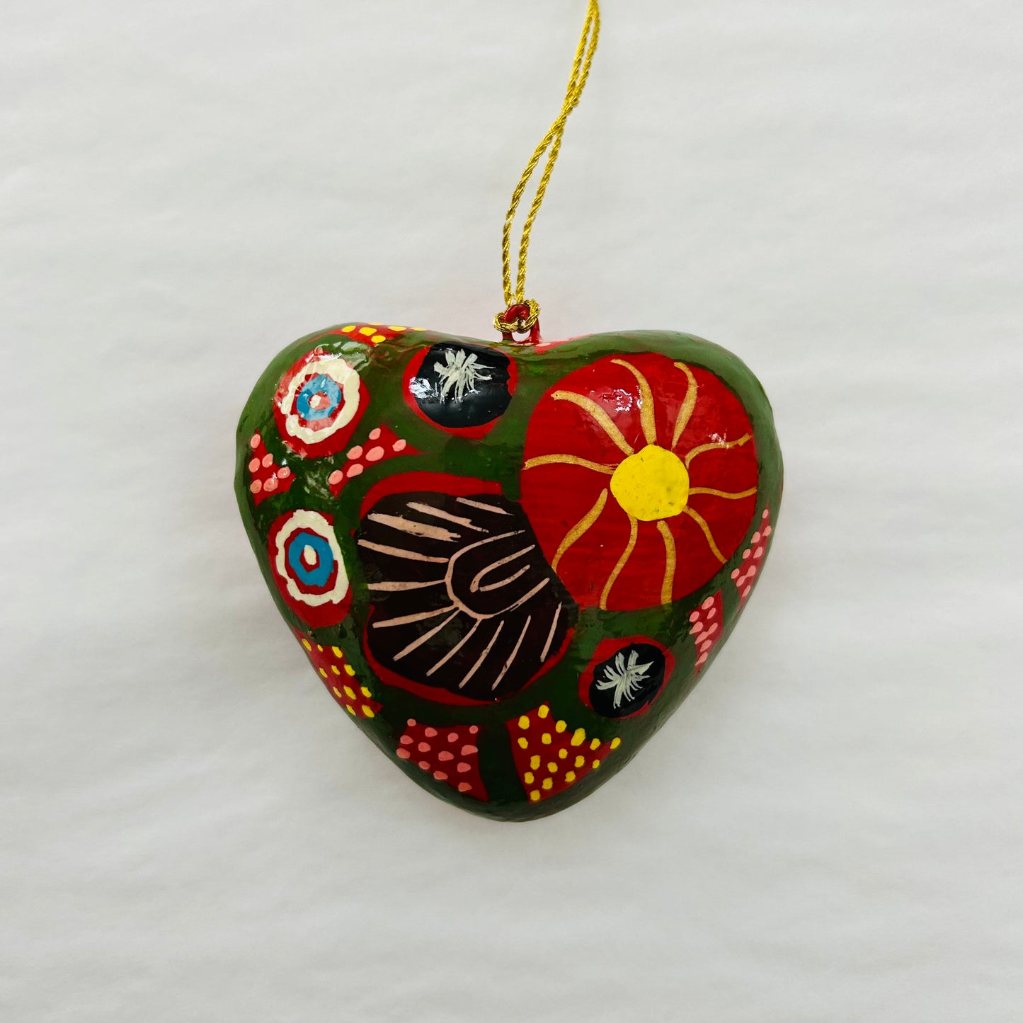 Better World Arts - Decorative Heart #2, Damien & Yilpi Marks