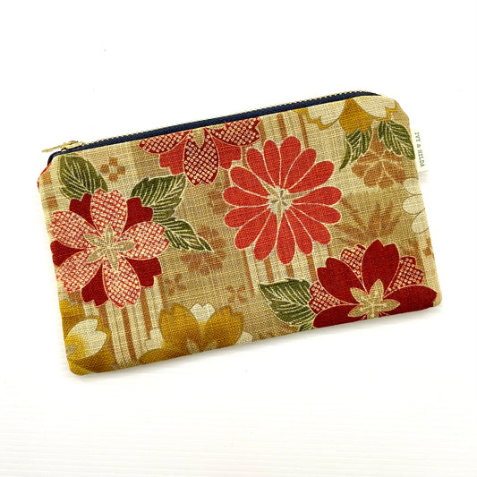 Ivy & Hilda - Travel Pouch/Purse Floral