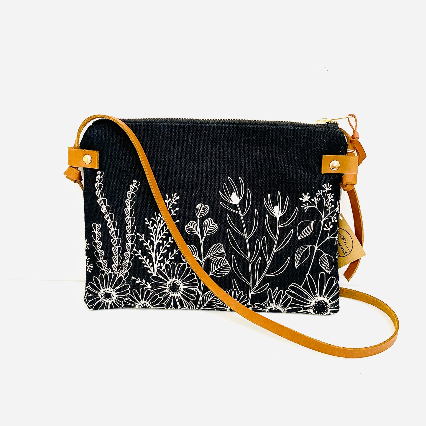 One Thousand Lines Daisy Small Shoulder Bag - Black