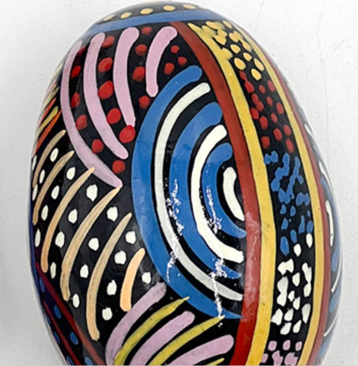 Better World Arts - Lacquered Egg, Nora Nyutjanka Davidson