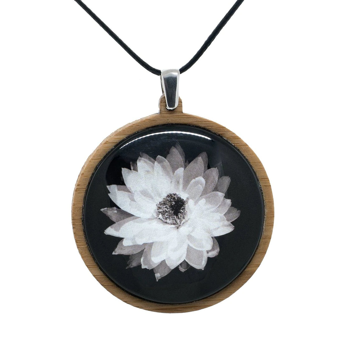 Myrtle & Me Pendant Everlasting Daisy