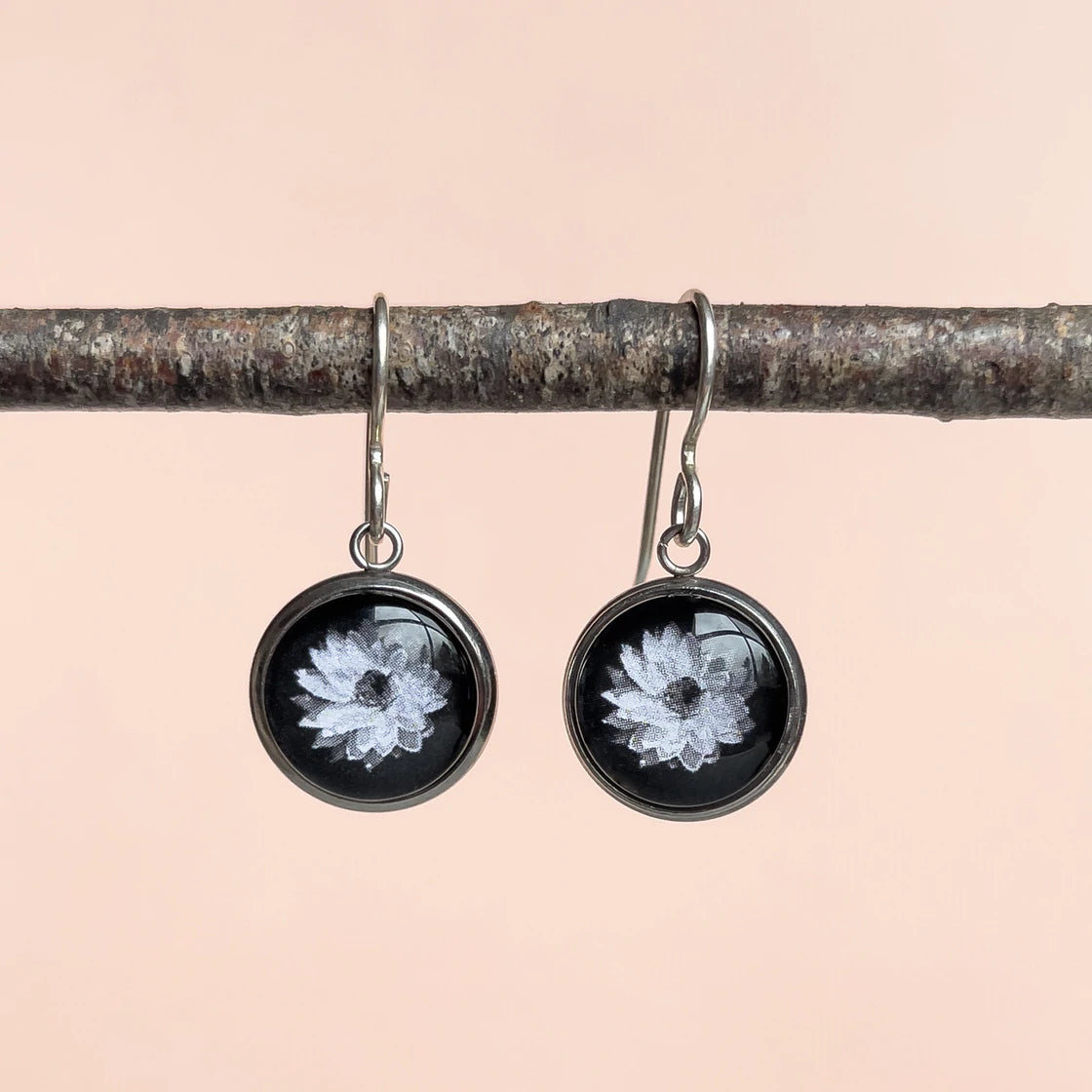 Myrtle & Me Drop Earrings Everlasting Daisy