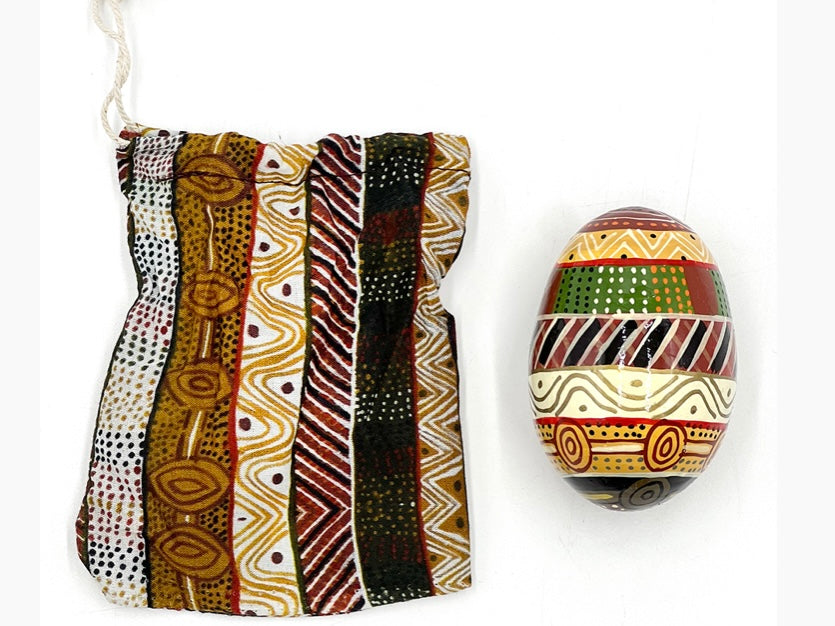 Better World Arts - Lacquerware Egg, Josette Papajua